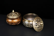 Load image into Gallery viewer, Six-syllabled Sanskrit Mantra Incense Burner 六字真言铜炉