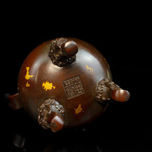 Load image into Gallery viewer, Antique Animal Cover Hexagonal Incense Burner 苏工兽盖六角铜炉
