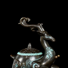 Load image into Gallery viewer, Antique Deer Incense Burner 仿古鹿盘香炉
