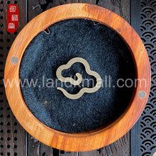 Load image into Gallery viewer, Nha Trang Agarwood Cloud Shape Incense 越南芽庄沉香无粘粉云朵香片

