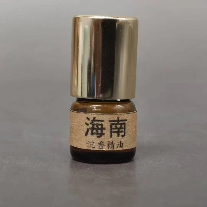 Natural Agarwood Oil  天然沉香油