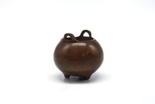 Load image into Gallery viewer, Pure Copper Mini Incense Burner 仿古纯铜香炉香插
